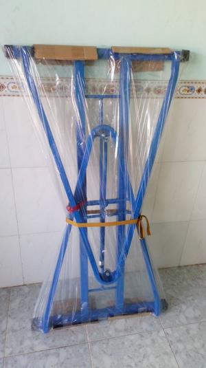 Khung võng sắt vuông bền đẹp, dễ dàng xếp gọn, mới 100%