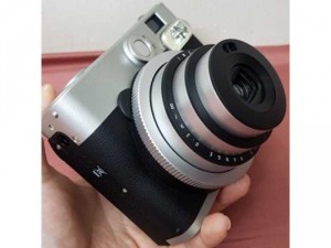 Máy chụp hình ra ảnh liền Fujifilm Instax 90 Neo