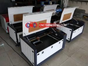 làm giàu bằng máy laser 6040 cắt khắc trái dừa