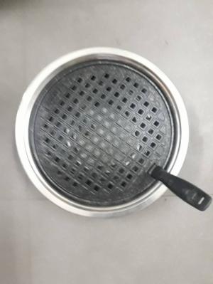 Bếp nướng than hoa âm bàn inox , vỉ gang mạ đá hoa cương dùng cho nhà hàng quán nướng