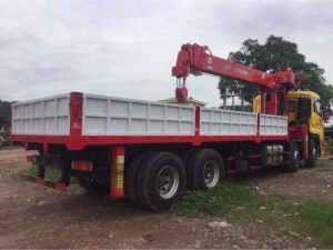 Xe tải 4 chân Donfeng gắn cẩu 14 tấn ATOM 1405 trả trước 700tr, Giao xe ngay