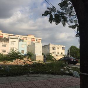 Lô đất mặt tiền đường trục ,sổ riêng ,xây dựng tự do,Bình Thạnh,