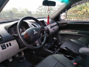Cần bán xe mitsu, pajedo spots,hai cầu máy dầu , số sàn, ĐK 2013