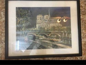 Tranh Pháp sản xuất bức Nhà thờ Đức bà về đêm (Paris Notre Dame la nuit) tuyệt đẹp hình ảnh sông Sen, cây cầu ánh đèn và nhà thờ trông thật song động và quyến rũ. kt 26x35cm, chưa tính khung tranh cũ nguyên bản