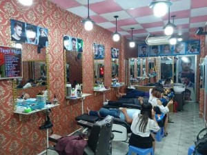 Sang tiệm tóc Nam máy lạnh