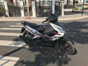 Xe Air Blade Honda chính hãng, trắng đỏ như hình