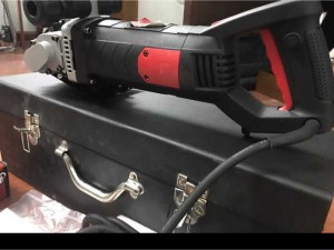 Máy cắt rãnh tường cho thợ điện nước