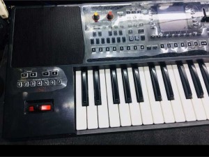 Đàn Organ Roland EA7 zin mới còn phủ keo