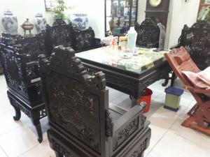 Bàn ghế ngũ lân vờn cầu gỗ trắc bàn vuông đặc biệt