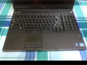 Máy trạm Dell M4700 i7 3740mq 8g 1tb Vgn 2g nguyên zin