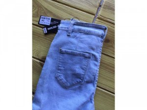 Nguồn háng sỉ Quần Jean nữ lưng cao ống ôm