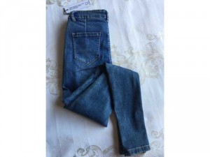 Nguồn hàng sỉ Quần Jean nữ rách gối ống ôm