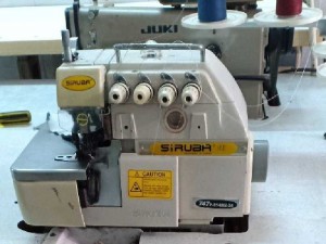 Máy vắt sổ Siruba 2 kim 4 chỉ công nghiệ