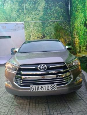 thuê xe 7 chỗ tại bình dương