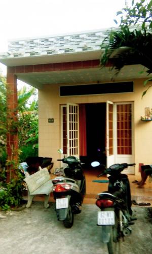 bán nhà 82 m2 đường nhựa 6m cách 835a 100m