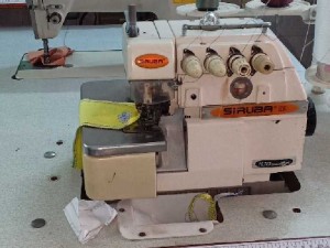 Máy vắt sổ siruba công nghiệp