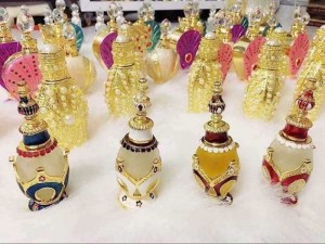 Nước hoa và tinh dầu Dubai.