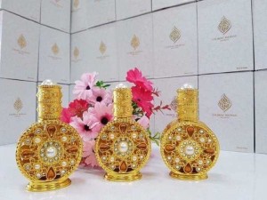 Nước hoa và tinh dầu Dubai.
