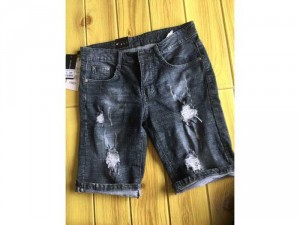 Quần short Jean nam rách màu đen