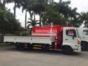 Hino Fc Euro4 - Tải 4600kg - Mới 100% 2018 Cẩu URV 344- 4 khúc