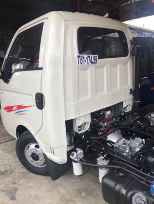 Giá xe tải jac x150 khuyến mãi tặng 100% phí trước bạ bảo hành 2 năm