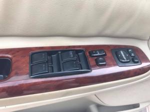 Bán Em Toyota Camry 3.0 tự động 2005 màu vàng cát xe chạy rất êm.