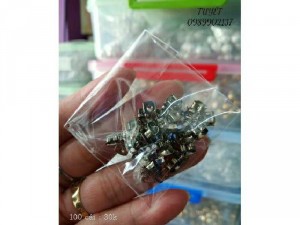Chuôi Bông Tai Trắng 100 Cái