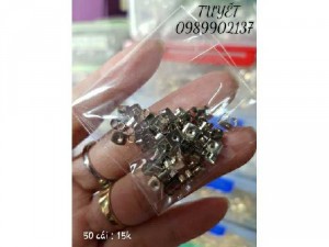 Chuôi Bông Tai Trắng 50 Cái