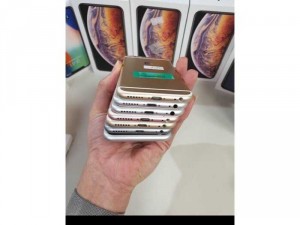 Ip6s 64gb bản quốc tế Tình trạng mới 98,5% Phụ kiện: đủ Giá 3m2 (6.400.000) Pin bh 1 tháng Ko mua nhanh là ko còn