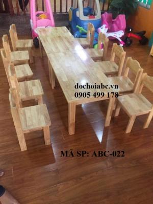 bàn mầm non cho trẻ mầm non
