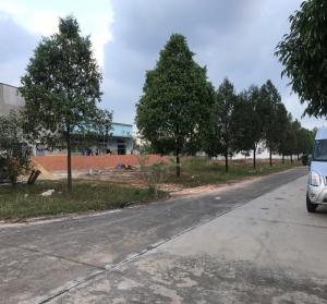 Chính chủ bán nhà và lô đất 300m2 trong khu đô thị mới, cạnh bệnh viện, kề trường, thổ cư, shr!