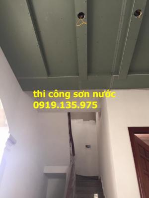 dich-vu-thi-cong-son-nuoc-o-quan-1