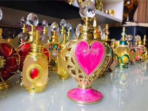 Tìm kiếm Đối Tác Phân phối Tinh Dầu Nước Hoa Dubai