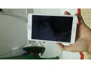 Máy tính bảng cũ