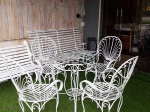 Bàn ghế caffe ,gia đinh