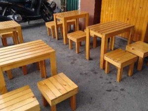 Bàn ghế cafe gổ giá rẻ