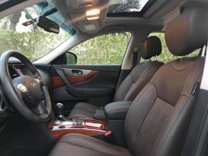 Bán xe Infiniti QX70 2015 màu xanh nhập Mỹ nhà sử dụng odo đúng 45.000