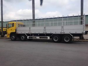 Giá xe tải xe tải dongfeng 4 chân 17t9 yc310 17.9 tấn