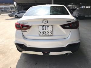 Bán Mazda 2 sedan màu trắng số tự động sản xuất 2016 biển Sài Gòn đi 59000km
