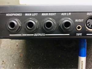 Trống điện tử Alesis SR16 mới zin Malaysia