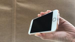 iPhone 8 Gold 64Gb VN/A Chính Hãng FPT Mới 100%