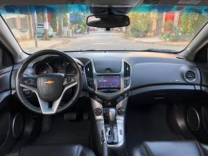 Bán gấp Chevrolet Cruze LTZ 1.8 sản xuất 2017 màu trắng, số tự động, máy xăng, zin cọp.