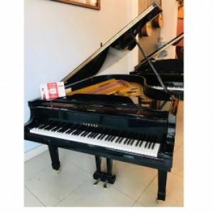 Piano Yamaha G5E