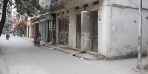 Bán nhà C4 110m2, MT10m, ô góc ngõ ô tô ở Hoàng Đạo Thành, giá chỉ 8,6 tỉ