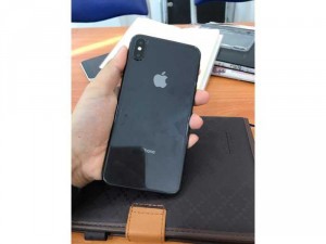 Iphone Xs Max 256Gb quốc tế, active chưa được 1 tuần bán lỗ 4 triệu