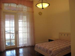 Cần bán căn hộ The Manor Mễ Trì, Nam Từ Liêm tầng trung đẹp ban công ĐN mát mẻ.