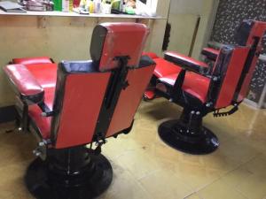 Sang nhượng, thanh lý ghế hớt tóc mới mua còn 99%, giá mua 1T5 bán lại 800k