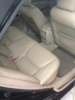 Bán xe Toyota Camry 3.0V 2005 số tự động màu đen