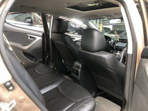 Bán Hyundai Elantra 1.8AT màu nâu titan số tự động nhập Hàn Quốc 2015 xe đẹp