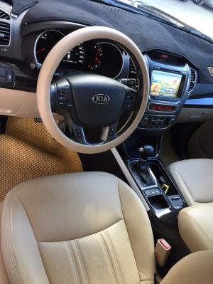 Bán Kia Sorento GAT 2.4AT màu nâu titan máy xăng số tự động sản xuất 2016 biển Sài Gòn